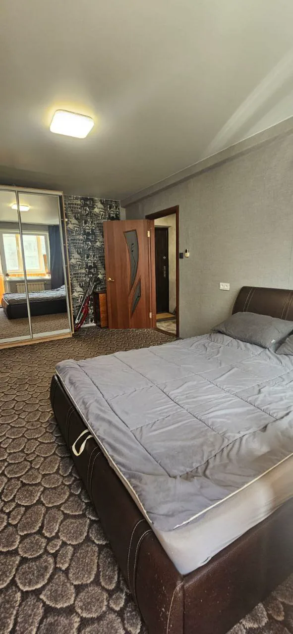 1 КОМНАТНАЯ КВАРТИРЫ ДУМЕНКО 12 4