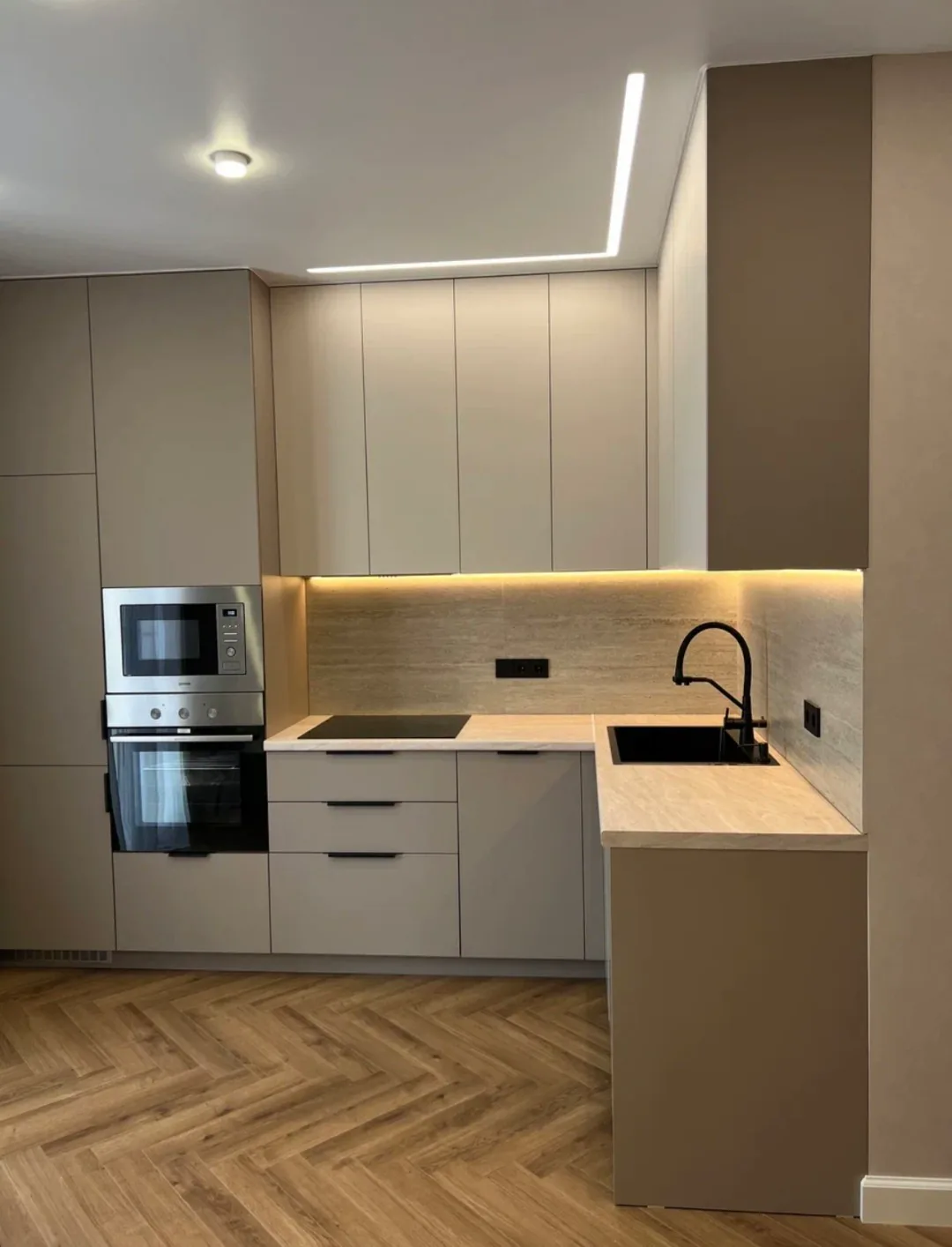 ЕВРО 2 КОМНАТНАЯ КВАРТИРА В ИСТОРИЧЕСКОМ ЦЕНТРЕ КРАСНОДАРА - миниатюра 7