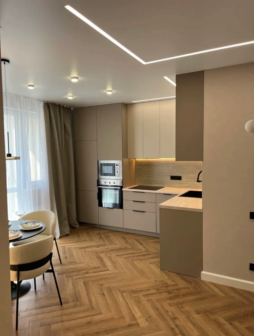 ЕВРО 2 КОМНАТНАЯ КВАРТИРА В ИСТОРИЧЕСКОМ ЦЕНТРЕ КРАСНОДАРА - миниатюра 20