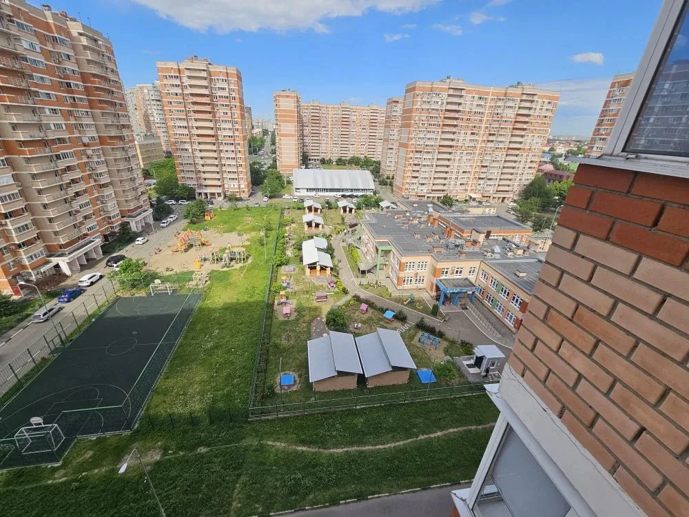 3 Х КОМНАТНАЯ КВАРТИРА В ЮМР