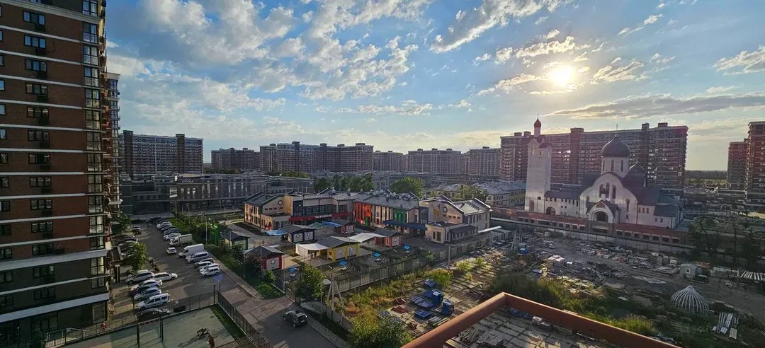 ЕВРО 3 КОМ КВ. В ЖК САМОЛЁТ КВ 261