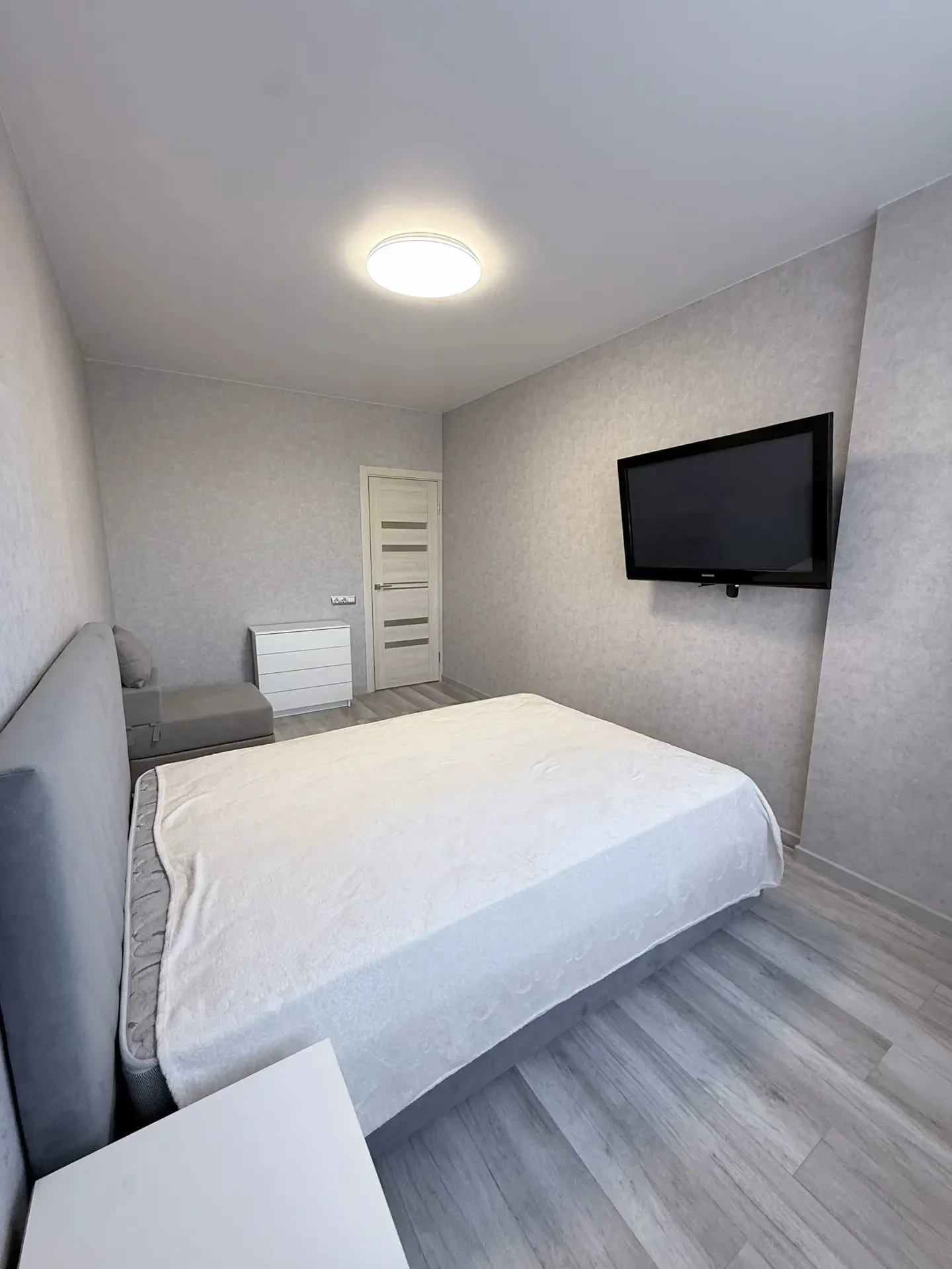 1 К.КВ В ЖК АКВАРЕЛИ 2 КВ 271 - миниатюра 5