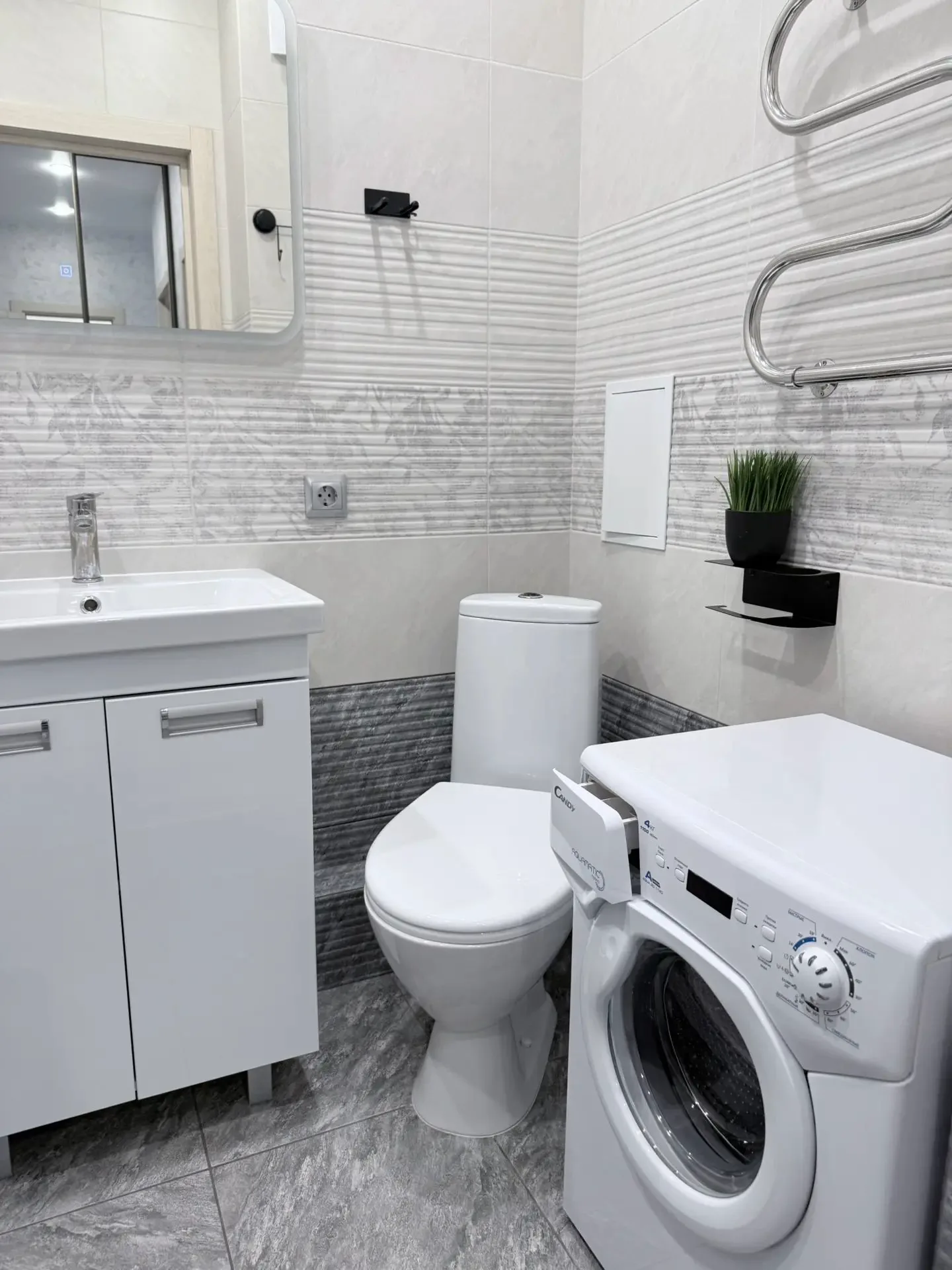 1 К.КВ В ЖК АКВАРЕЛИ 2 КВ 271 - миниатюра 7